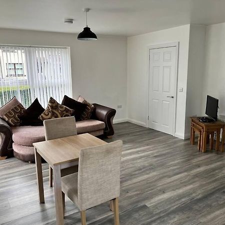 Conveniently Located, Close To City And Quiet Area Londonderry Exterior foto